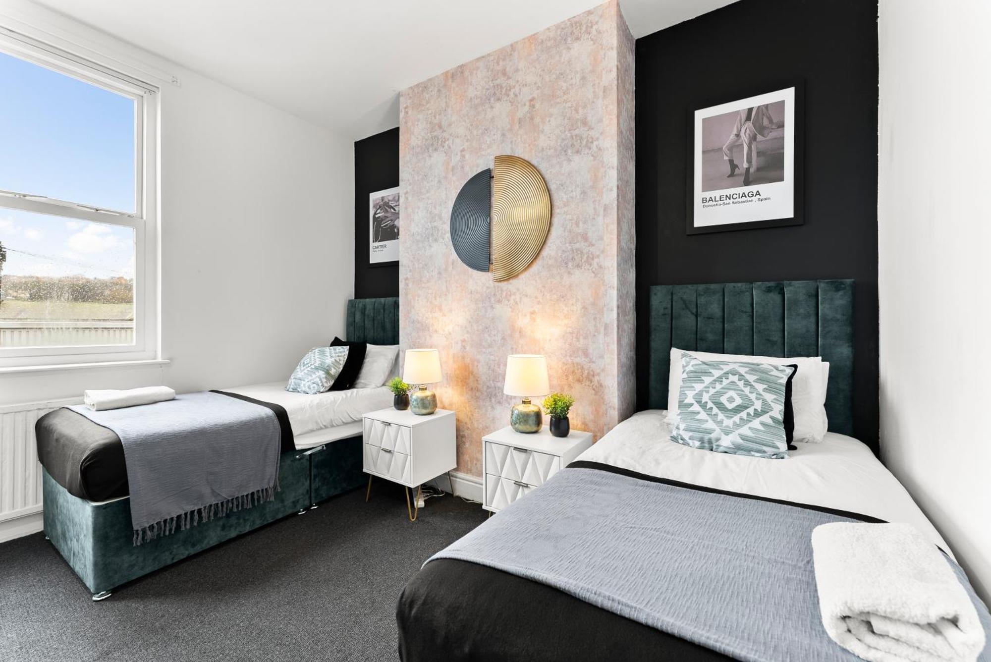 Апартаменты 20 Percent Off! Stylish Sheffield Abode Sleeps 12 Экстерьер фото