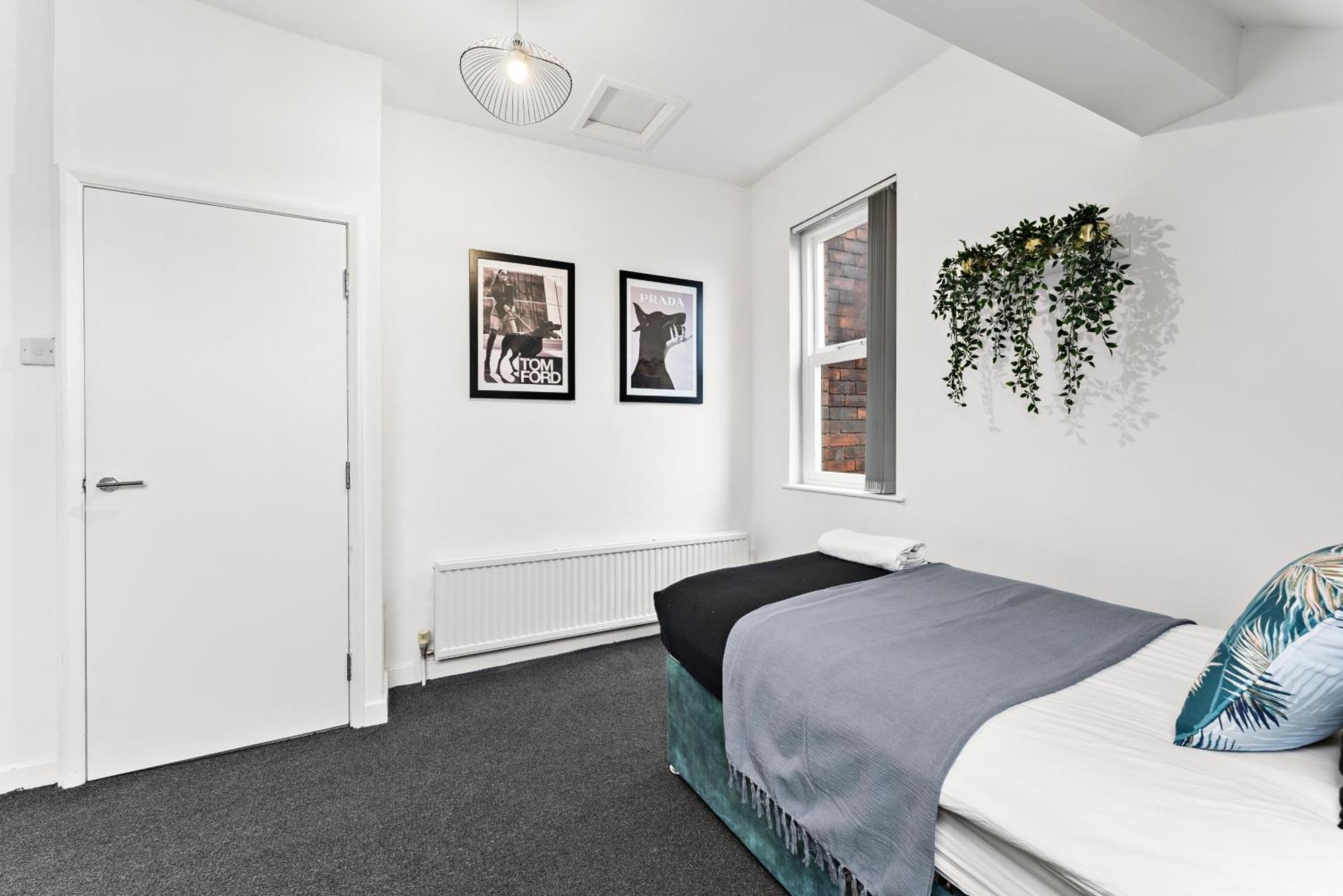 Апартаменты 20 Percent Off! Stylish Sheffield Abode Sleeps 12 Экстерьер фото